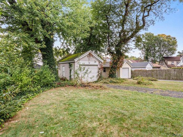 84-25 115th Street, Kew Gardens NY 11418