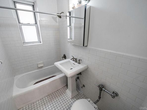 65-65 Wetherole Street 5S, Rego Park NY 11374