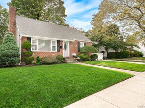 16 Downs Road, Hempstead NY 11550