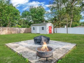 46 W Willow Street, Brentwood NY 11717