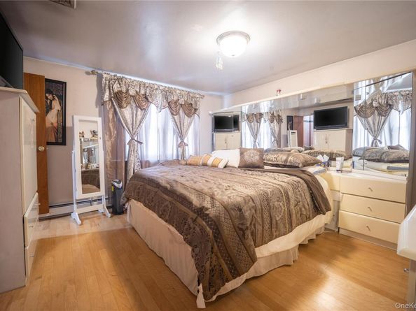 3252 Waterbury Avenue, Bronx NY 10465