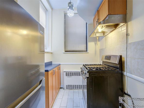 67-35 Yellowstone Boulevard 1J, Forest Hills NY 11375