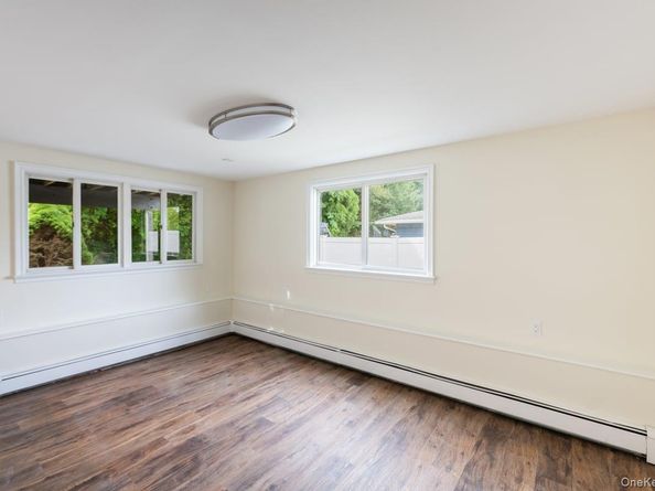 22 Brian Drive, East Islip NY 11730