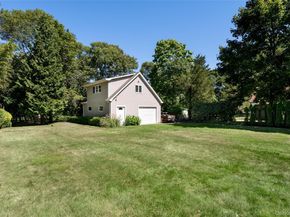 20 Hampton Road, Hampton Bays NY 11946