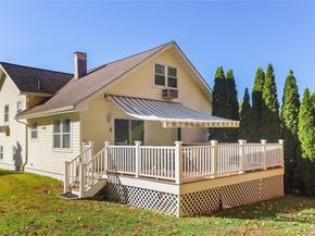 270 Pembrook Drive, Yonkers NY 10710