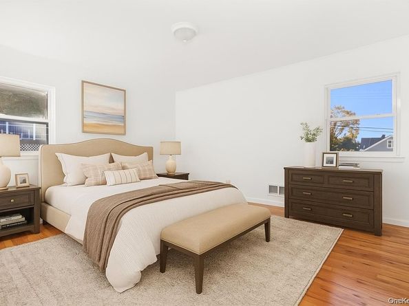 270 Pembrook Drive, Yonkers NY 10710