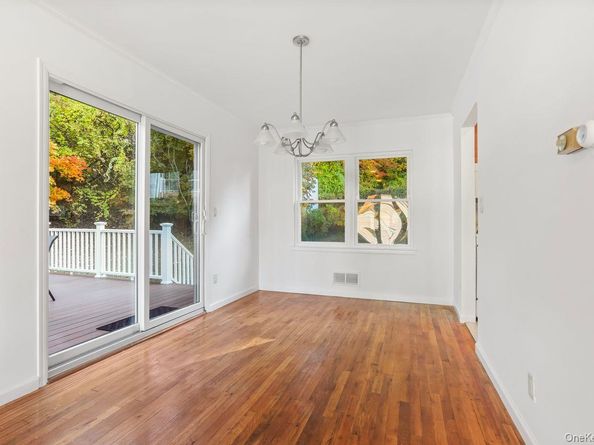 270 Pembrook Drive, Yonkers NY 10710