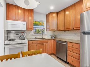 270 Pembrook Drive, Yonkers NY 10710