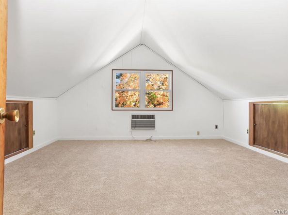 270 Pembrook Drive, Yonkers NY 10710