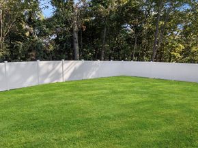 30 Bunny Lane, East Setauket NY 11733