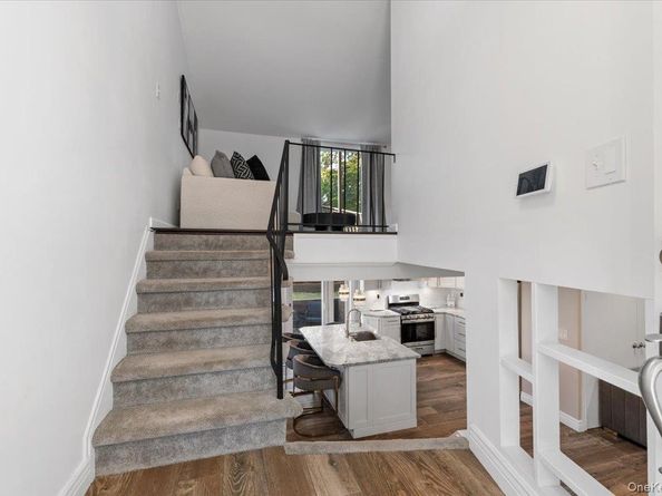 30 Bunny Lane, East Setauket NY 11733