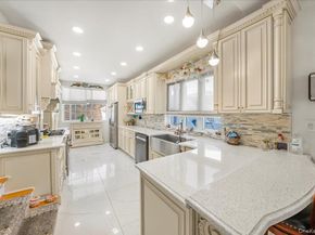 10021 87th Avenue, Richmond Hill NY 11418