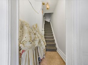 10021 87th Avenue, Richmond Hill NY 11418