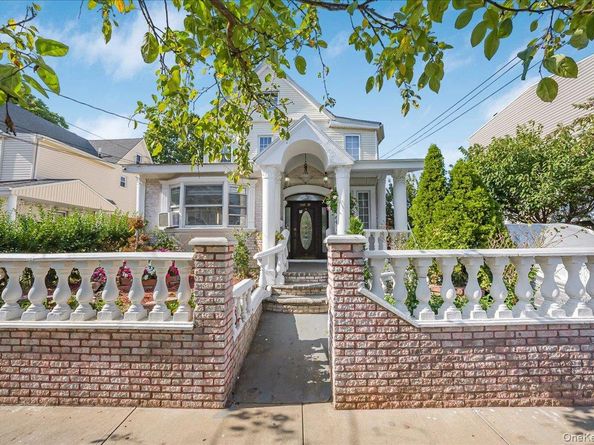 10021 87th Avenue, Richmond Hill NY 11418