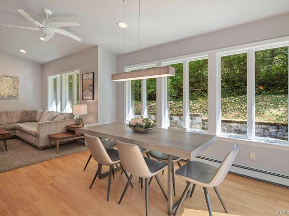 35 Whitlaw Lane, Chappaqua NY 10514