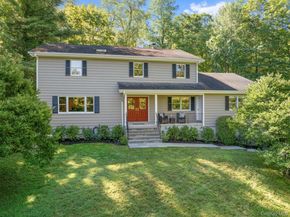 35 Whitlaw Lane, Chappaqua NY 10514
