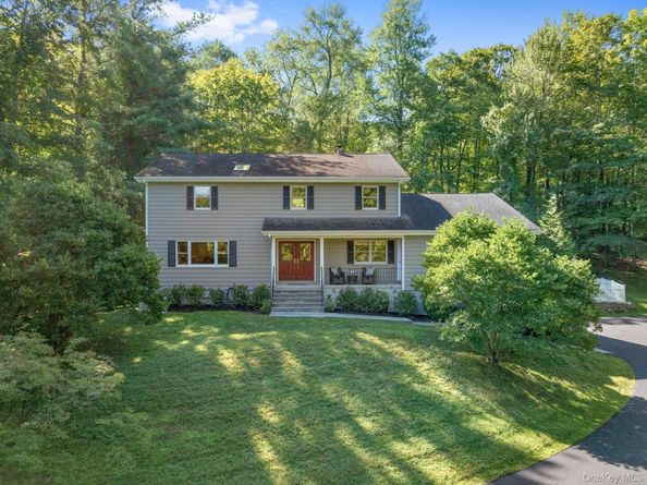 35 Whitlaw Lane, Chappaqua NY 10514
