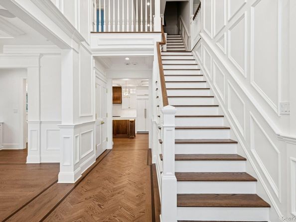 133 Newmarket Road, Garden City NY 11530