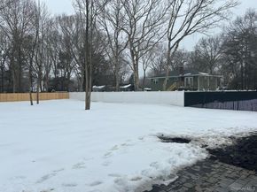 70 Crestwood Drive, Shirley NY 11967