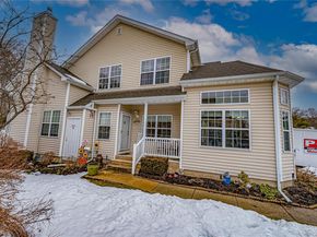 78 Cranberry Circle, Medford NY 11763