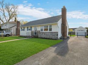 4 Cecil Place, Hicksville NY 11801
