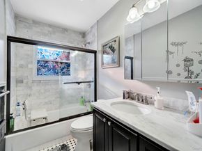 4 Cecil Place, Hicksville NY 11801