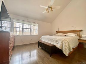 83 Roundtop Road, Yonkers NY 10710