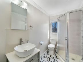 76 Balcom Road, Farmingdale NY 11735