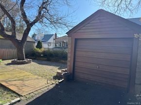 333 Foch Boulevard, Mineola NY 11501