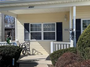 4001 Saint Andrews Avenue 4001, Riverhead NY 11901
