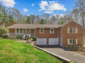 34 Glen Drive, South Salem NY 10590
