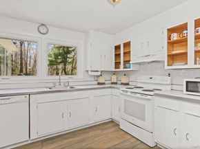 34 Glen Drive, South Salem NY 10590
