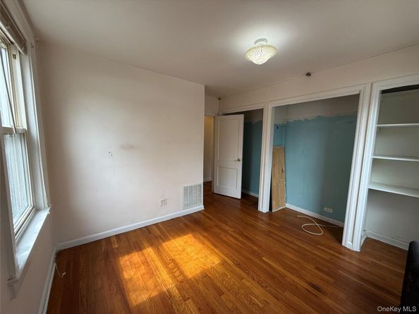 4030 44th Street, Sunnyside NY 11104