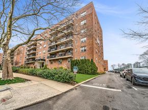 162-41 Powells Cove Boulevard 5C, Whitestone NY 11357