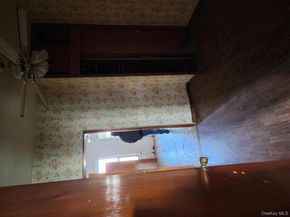 6161 Eliot Avenue, Middle Village NY 11379