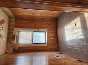 6161 Eliot Avenue, Middle Village NY 11379