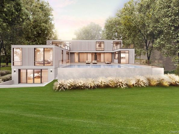 22 Round Pond Lane, Sag Harbor NY 11963