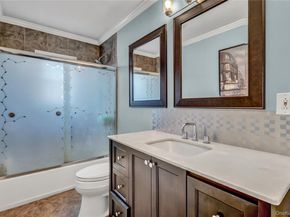 77 Farmers Avenue, Lindenhurst NY 11757