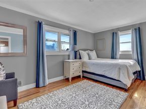 77 Farmers Avenue, Lindenhurst NY 11757