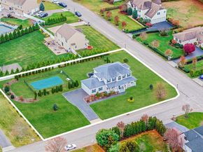 20 Dogwood Lane, East Moriches NY 11940