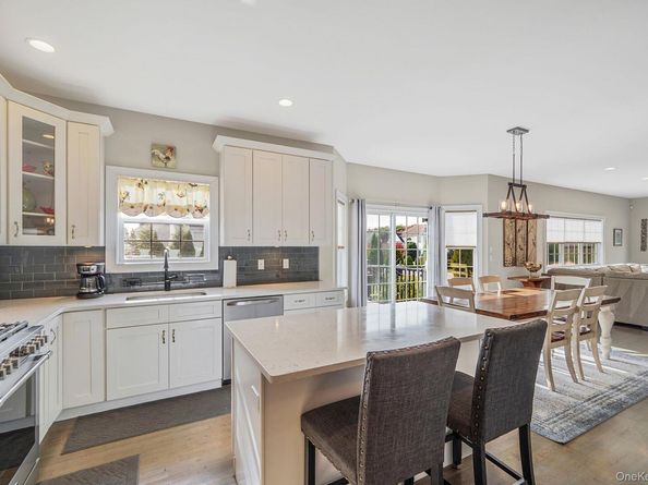 20 Dogwood Lane, East Moriches NY 11940