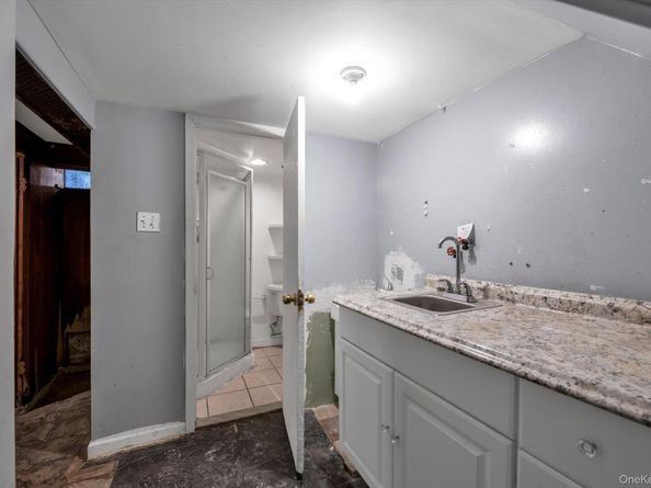 165-43 144th Terrace, Jamaica NY 11434