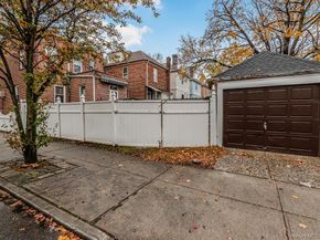 1352 Hollywood Avenue, Bronx NY 10461