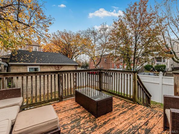 1352 Hollywood Avenue, Bronx NY 10461