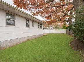 17 Evans Avenue, Farmingdale NY 11735