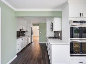 17 Evans Avenue, Farmingdale NY 11735