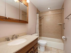 17 Evans Avenue, Farmingdale NY 11735