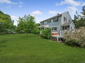 4 Cooks Lane, Westhampton NY 11977