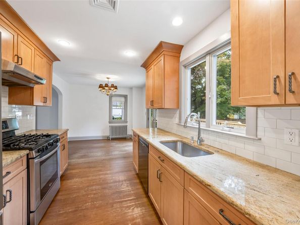 56 Gard Avenue, Bronxville NY 10708