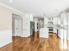 9 Briggs Street, Hicksville NY 11801